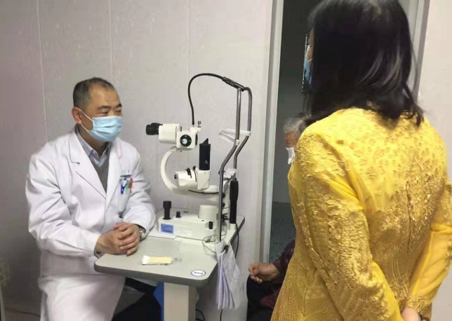 白內障手術